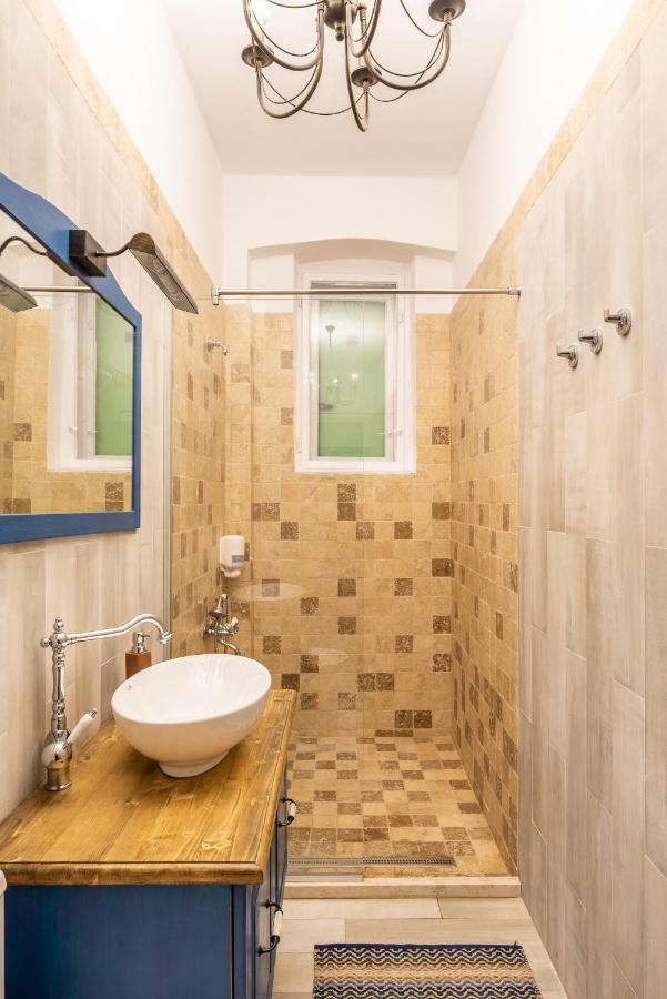 Bonton Apartments Сібіу Екстер'єр фото